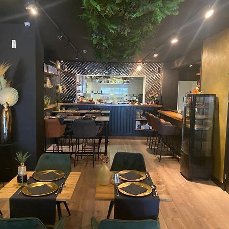 Boutique Hotel Ravioli Brothers Haia Exterior foto