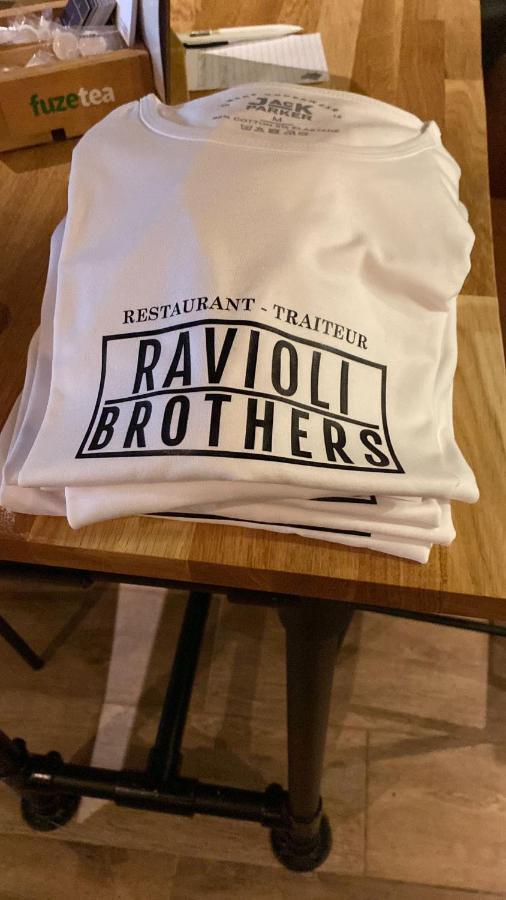 Boutique Hotel Ravioli Brothers Haia Exterior foto